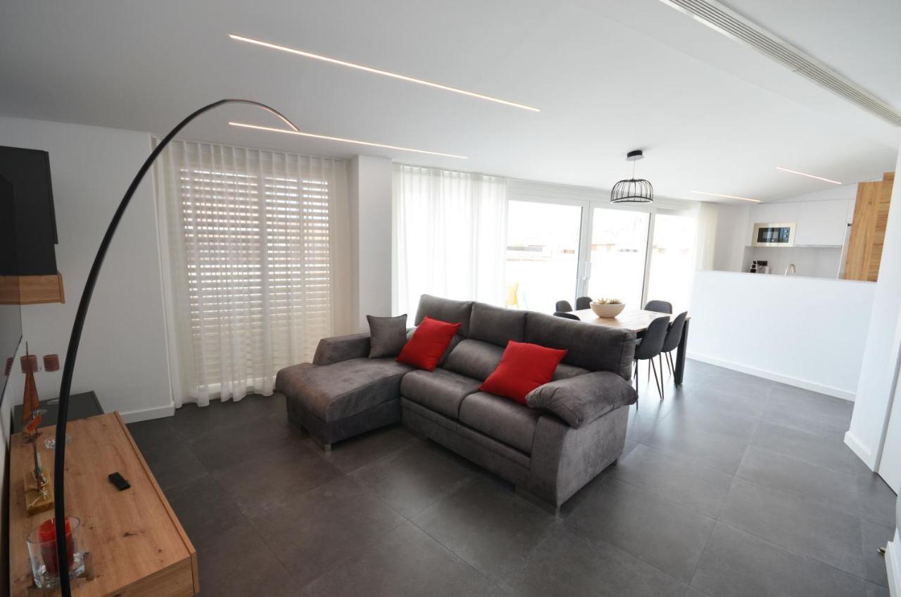 Suites Port Cambrils Exterior photo