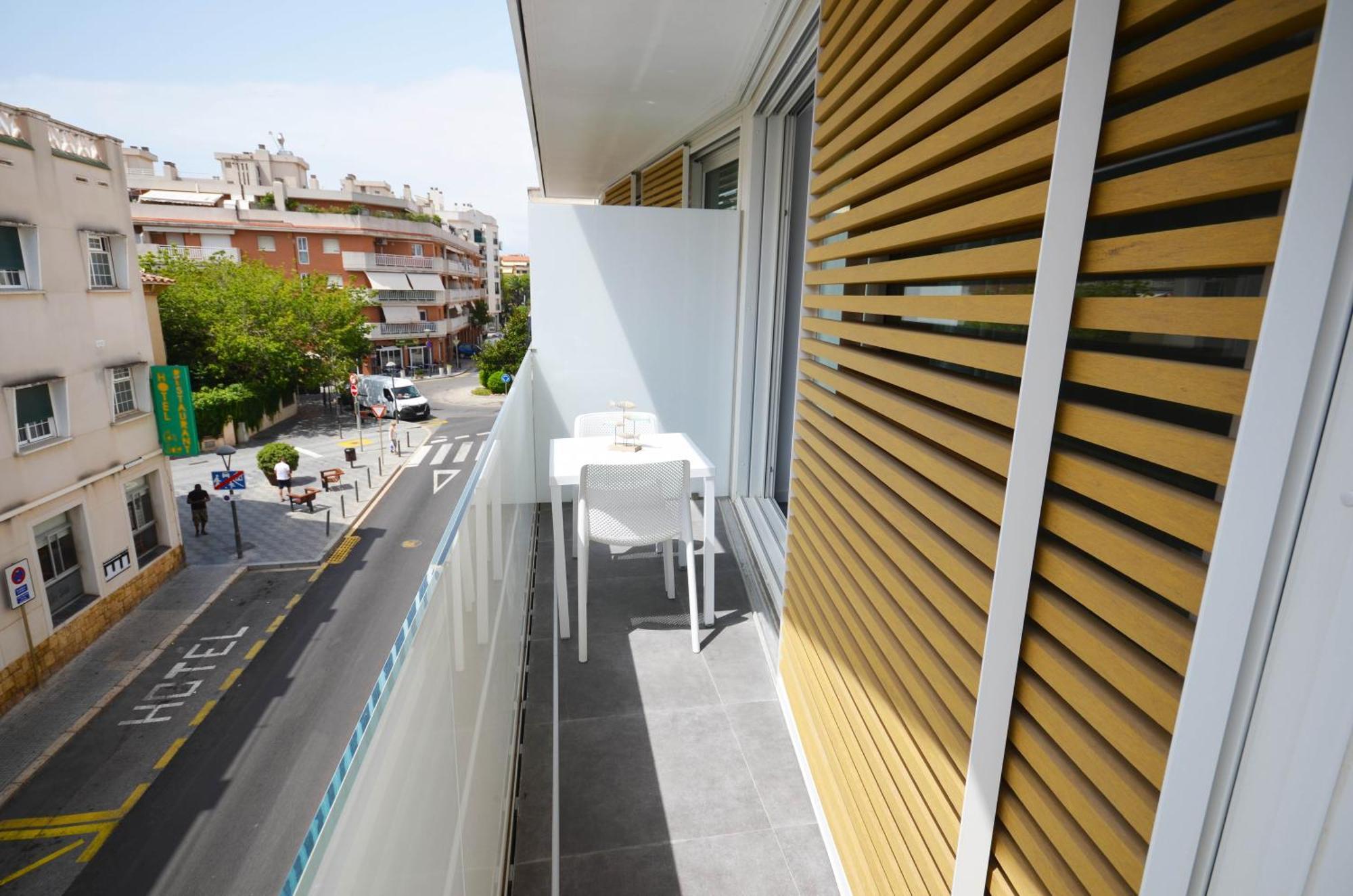 Suites Port Cambrils Exterior photo